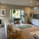 Large Toorak Family House