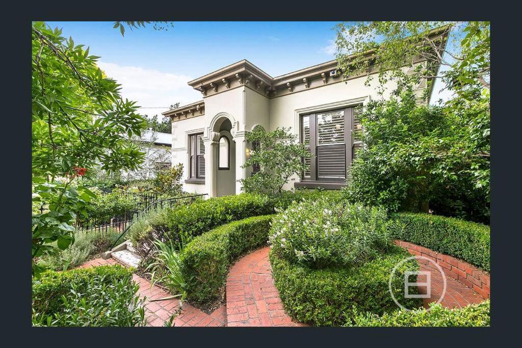 Large Toorak Family House Holiday home Melbourne